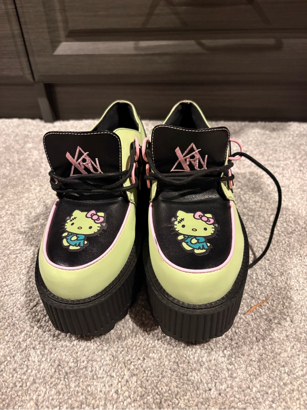 YRU Shoes x Hello Kitty Super Kreep Frankie Creepers - Picture 9 of 11